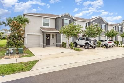 5321 Loblolly Lane, Townhouse with 3 bedrooms, 2 bathrooms and null parking in Wildwood FL | Image 2