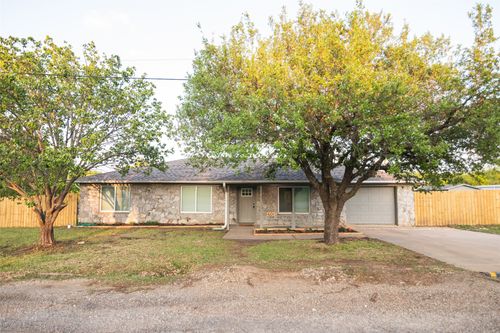601 N Rosenstein St, Bells, TX, 75414-3531 | Card Image