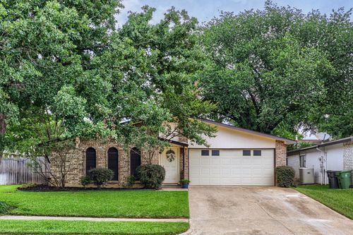 4117 Brookmoor Dr, Arlington, TX, 76016-1414 | Card Image