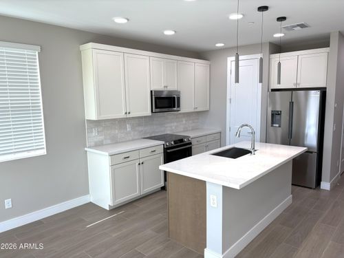 1021 E Pasadena Ave, Phoenix, AZ, 85014-3227 | Card Image