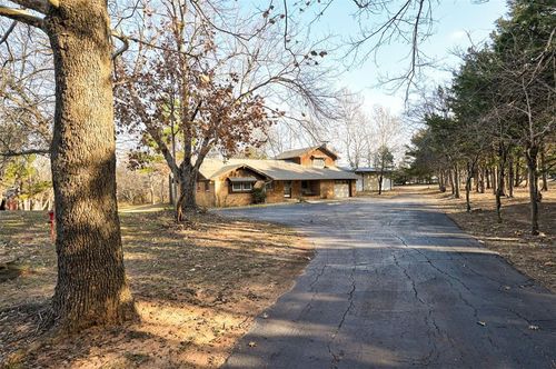 6900 Saddle Rd, Edmond, OK, 73034-7610 | Card Image