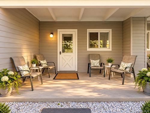 3-221 Mill Rd, Westhampton Beach, NY, 11978-2054 | Card Image