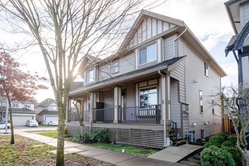 19586 72a Avenue, Surrey, BC, V4N3E8 | Card Image