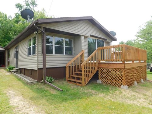 W5325 W Sandy Drive, WASHINGTON, WI, 54166 | Card Image