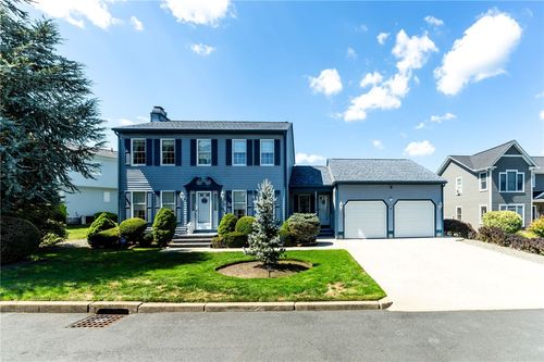 9 E Lakeview Dr, North Providence, RI, 02904-2964 | Card Image