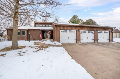 1307 Grandview Ave, Waverly, IA, 50677 | Card Image