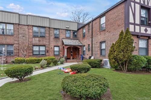 2-1954 79th St, East Elmhurst, NY, 11370-1315 | Card Image