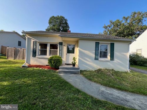 143 Dowell J Cir, Winchester, VA, 22602-6182 | Card Image