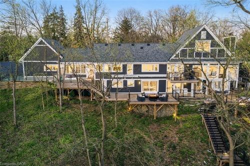 382 Trafalgar Rd, Oakville, ON, L6J3H5 | Card Image