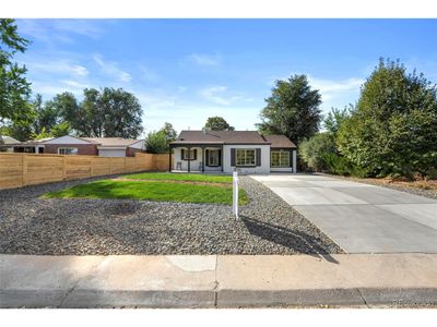 2441 Niagara St, House other with 3 bedrooms, 2 bathrooms and null parking in Denver CO | Image 1