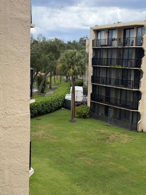 405-3590 Blue Lake Dr, Pompano Beach, FL, 33064-2063 | Card Image