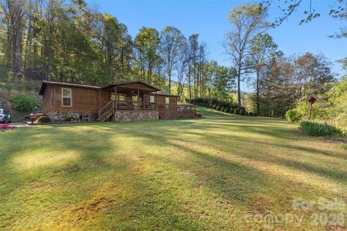 1270 Old Mine Fork Rd, Burnsville, NC, 28714-5108 | Card Image