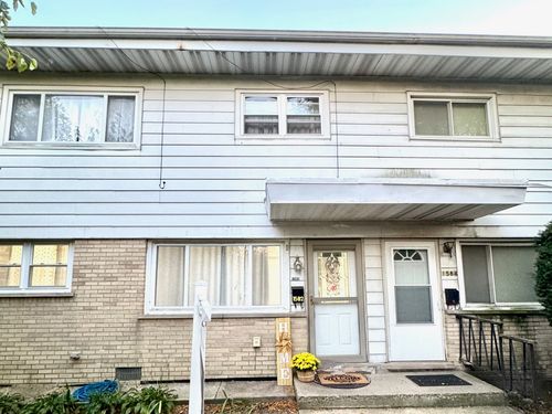 1582 Pennsylvania Ave, Des Plaines, IL, 60018-1140 | Card Image