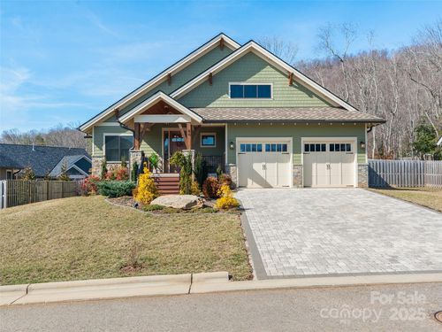 46 Starwood Valley Trl, Arden, NC, 28704-1146 | Card Image