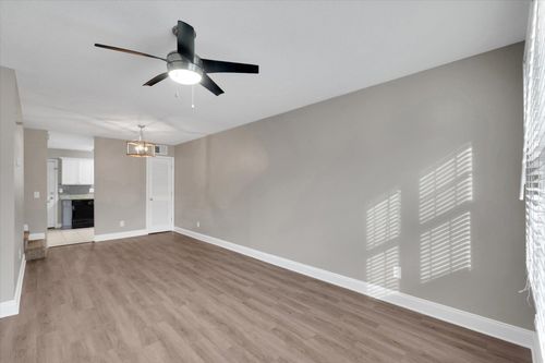 123 Trailside Ln, Greenville, SC, 29607-4970 | Card Image