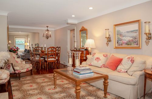 1031 Anita Ave, Grosse Pointe Woods, MI, 48236-1477 | Card Image
