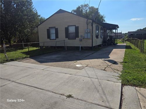 4836 Eastview Dr, New Orleans, LA, 70126-4414 | Card Image