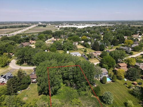 447 Jean St, Gilberts, IL, 60136-9650 | Card Image