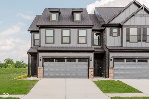 9685 Oleander Dr, Indianapolis, IN, 46250-3051 | Card Image