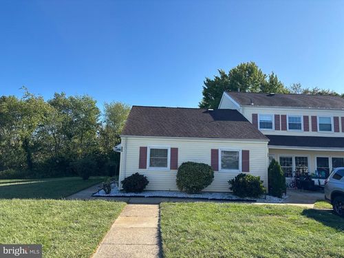 33 Mediterranean Ct, Barnegat, NJ, 08005-2519 | Card Image