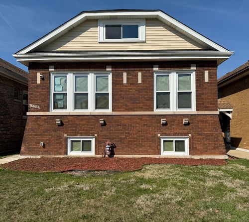 8848 S Bishop St, CHICAGO, IL, 60620-4917 | Card Image