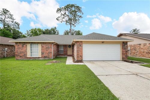 117 S Queens Dr, Slidell, LA, 70458-1037 | Card Image