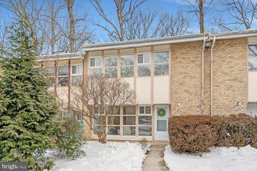 4447-4447 Forest Glen Ct, ANNANDALE, VA, 22003-4839 | Card Image