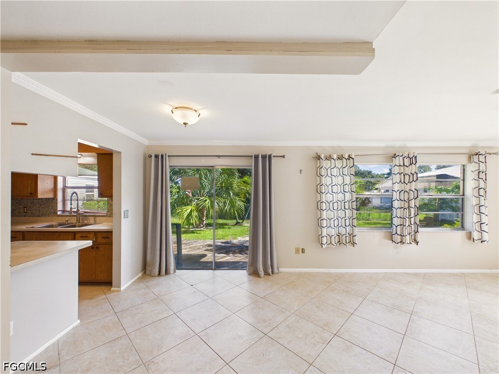 Residential in Naples 5