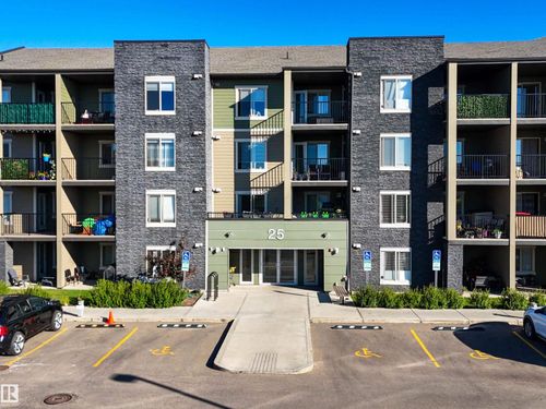 25 Element Dr N, St Albert, AB, T8N7S1 | Card Image