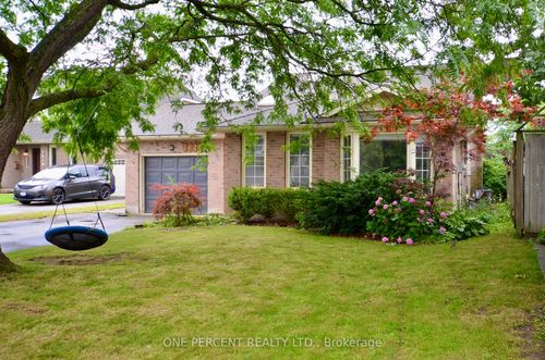 7428 Petrullo Crt, Niagara Falls, ON, L2H2K4 | Card Image