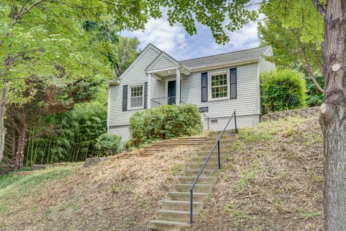 422 Albemarle Ave Se, Roanoke, VA, 24013-2324 | Card Image