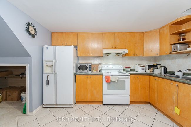 19 Citronella Lane, House other with 6 bedrooms, 4 bathrooms and 4 parking in Brampton ON | Image 34
