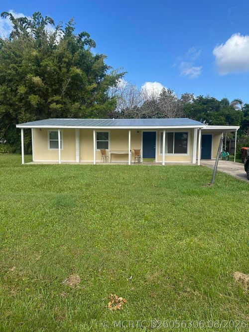 1571 4th Ct, Vero Beach, FL, 32960-5819 | Card Image