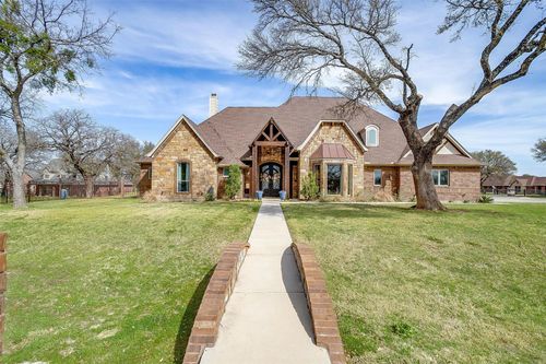 108 Howard Newby Ln, Springtown, TX, 76082-6076 | Card Image