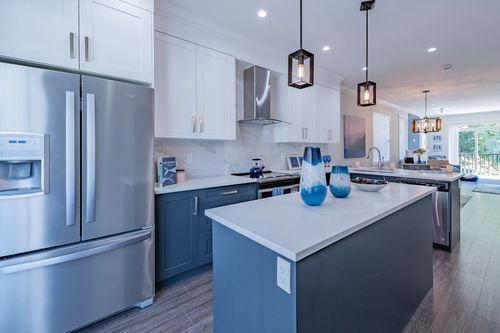 {{alt}} | Card Image