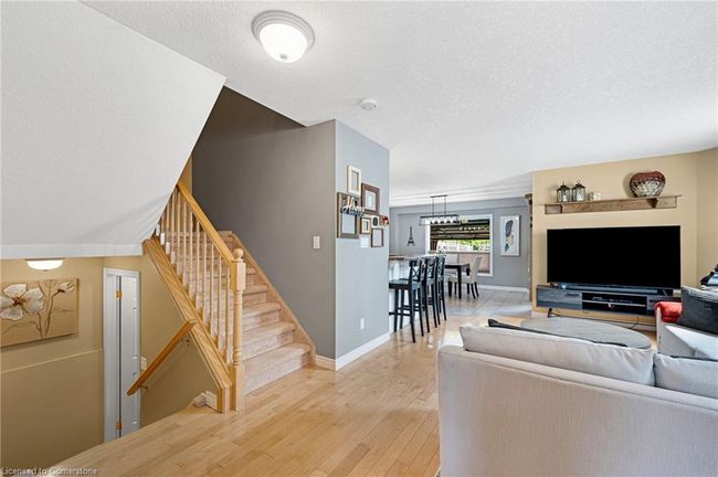 74 Colton Cir, Townhouse with 3 bedrooms, 4 bathrooms and 3 parking in Kitchener ON | Image 10