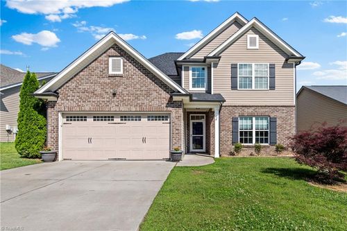 4552 Silo Ridge Ct, Clemmons, NC, 27012-9632 | Card Image