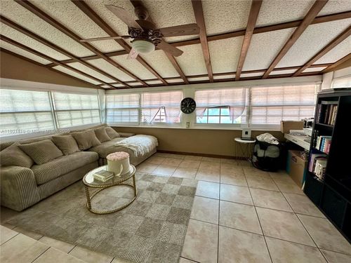 21000 Ne 26th Ave, Miami, FL, 33180-1104 | Card Image