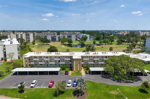 apt-203b-4200 Ironwood Cir, BRADENTON, FL, 34209-6805 | Card Image