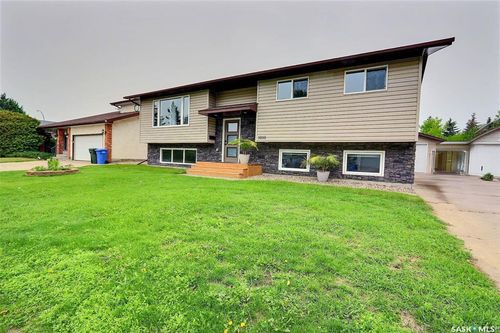 1010 Wyllie Cres, Prince Albert, SK, S6V6L8 | Card Image