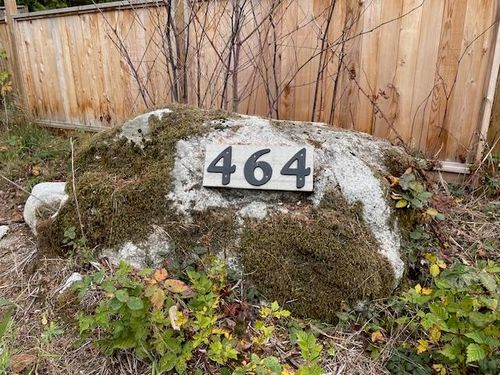 464 Pratt Rd, Gibsons, BC, V0N1V4 | Card Image