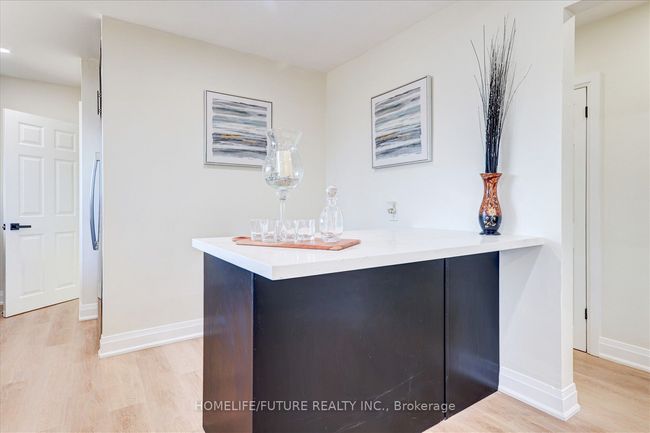 702 Emerson Ave, House other with 5 bedrooms, 2 bathrooms and 2 parking in Oshawa ON | Image 9