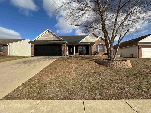 10235 Admiral Dr, Evansville, IN, 47725-8186 | Card Image