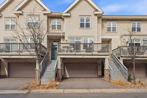 8103 Oakview Dr N, Maple Grove, MN, 55369-7174 | Card Image