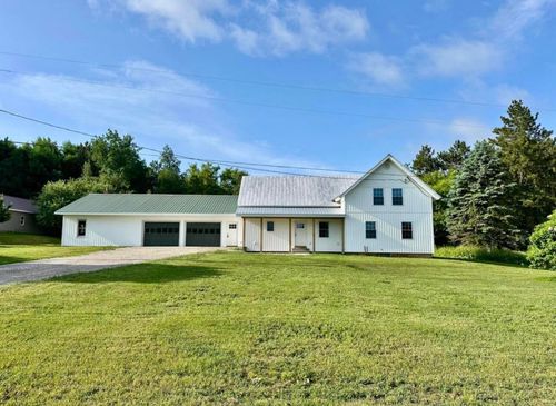 662 Baker Rd, Malone, NY, 12953-5122 | Card Image