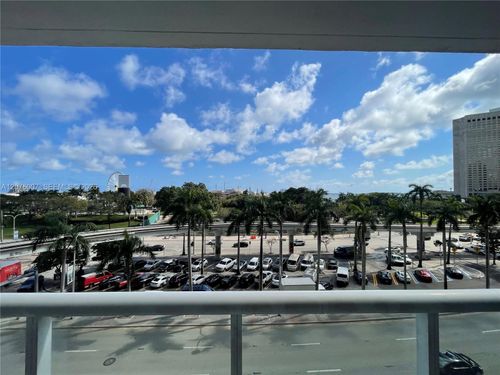 505-50 Biscayne Blvd, Miami, FL, 33132-2905 | Card Image