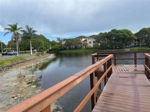 apt-309-250 Jacaranda Dr, Plantation, FL, 33324-2532 | Card Image