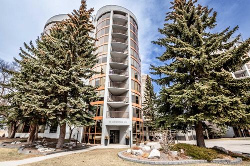 133-10 Coachway Road Sw, Calgary, AB, T3H1E5 | Card Image