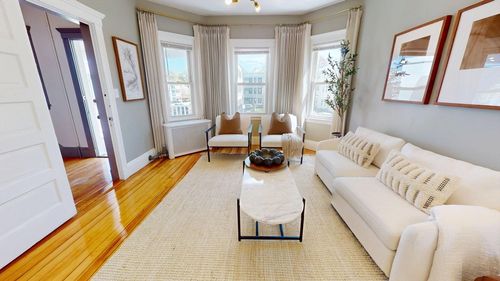 3943 Washington St, Boston, MA, 02131 | Card Image