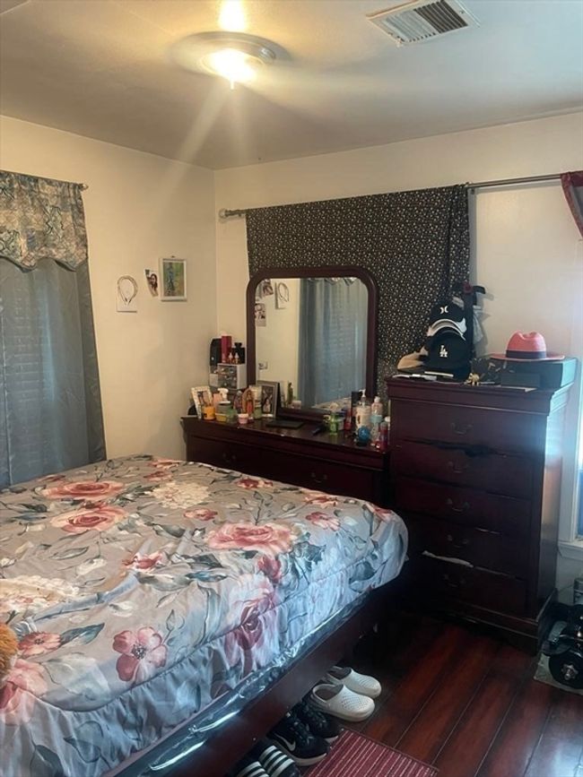 55 Fuller St, Home with 3 bedrooms, 3 bathrooms and 2 parking in Brockton MA | Image 5